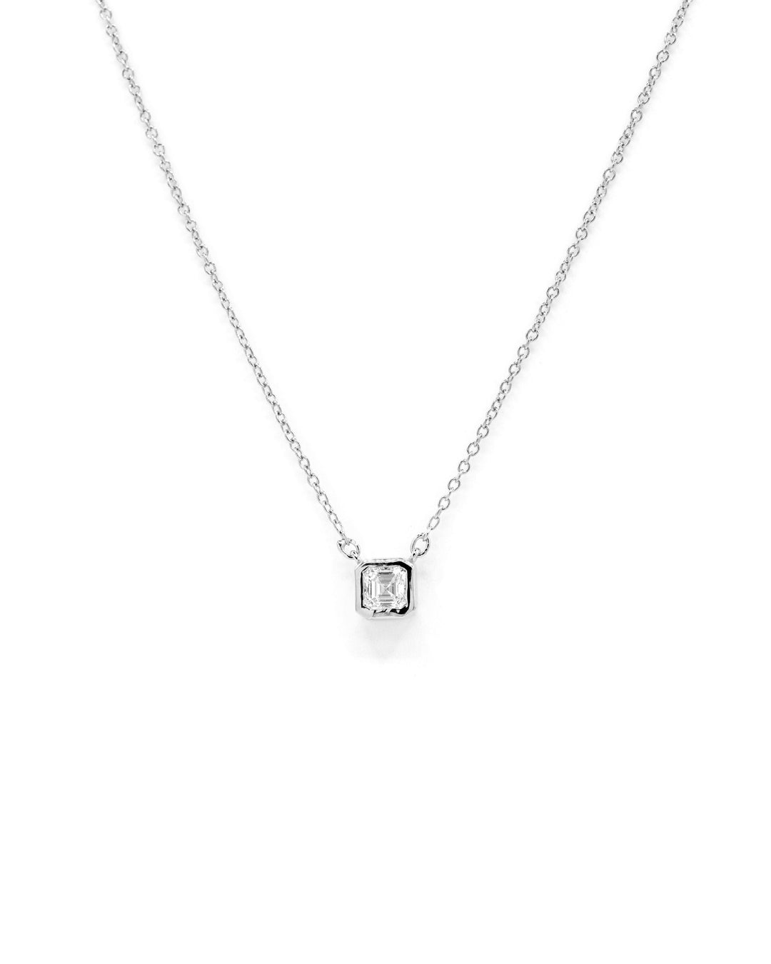Víya Asscher Shape Diamond Bezel Pendant White Gold 14K