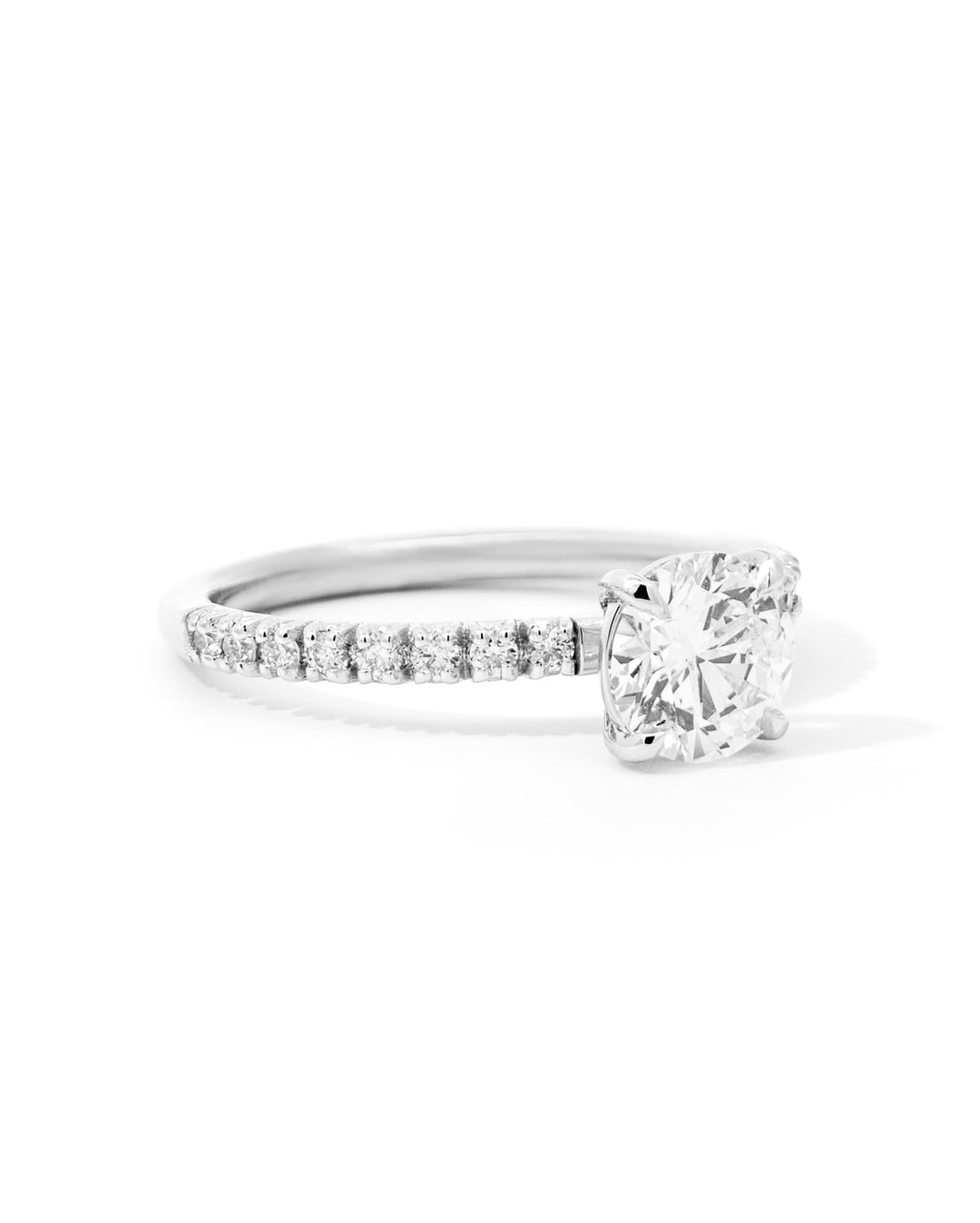 Solitaire Round Diamond Engagement Ring with Side Stones