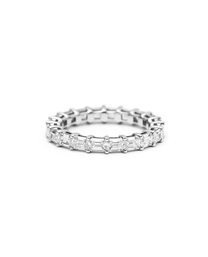 Víya Emerald Diamond 2 Carat East to West Eternity Ring White Gold 14K