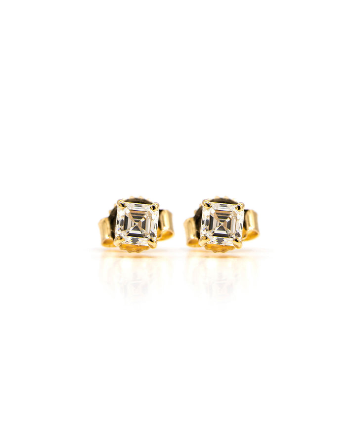 Asscher Shape Diamond 4-Prong Stud Earrings Yellow Gold