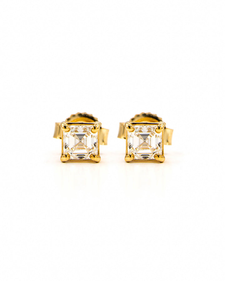 Asscher Shape Diamond 4-Prong Stud Earrings Yellow Gold