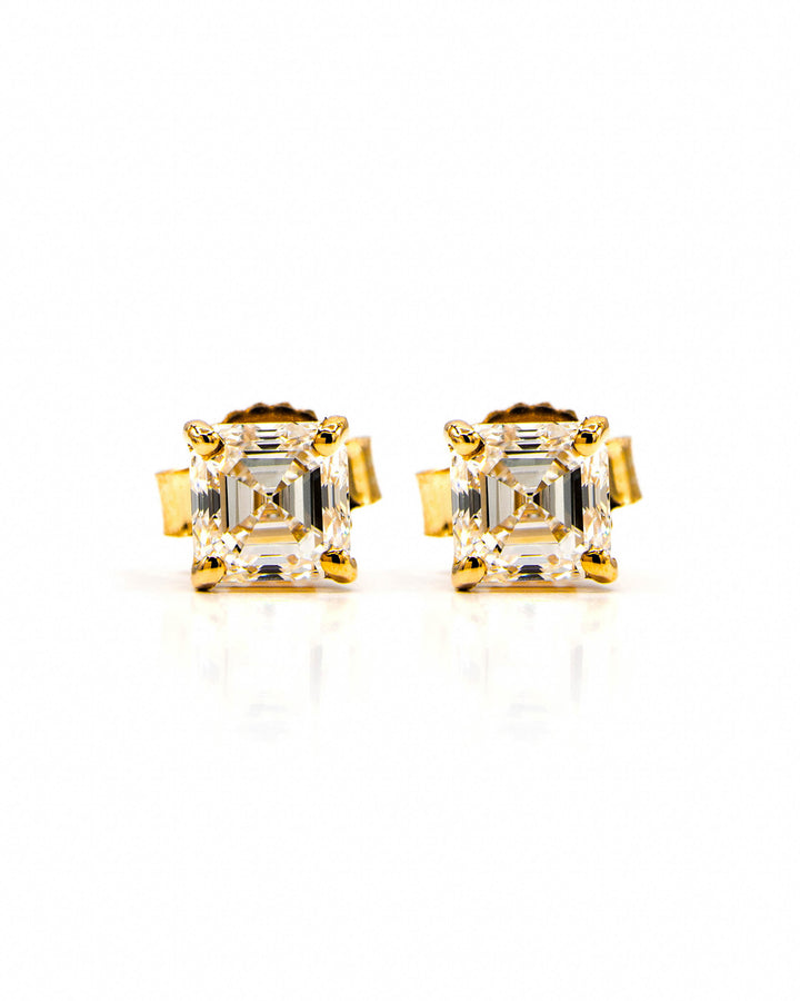 Asscher Shape Diamond 4-Prong Stud Earrings Yellow Gold