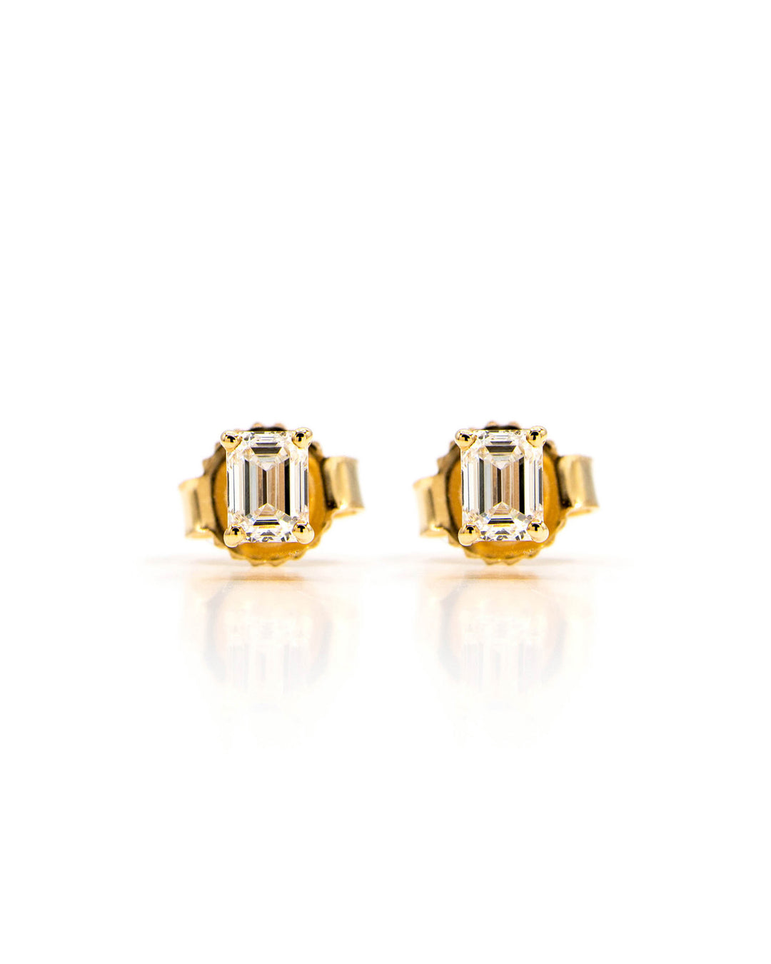 Víya Emerald Shape Diamond Stud Earrings Yellow Gold 14K