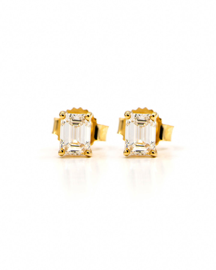 Víya Emerald Shape Diamond Stud Earrings Yellow Gold 14K