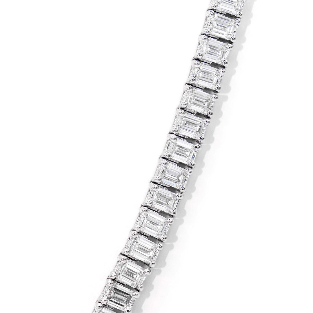 Víya Emerald Diamond "North-to-South" Tennis Necklace White Gold 18K